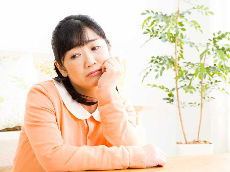 がっかりする妻
