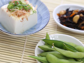 枝豆と豆腐とひじき