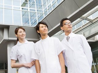 病院の医療スタッフ