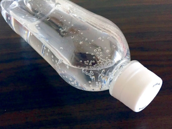重曹から炭酸水を作るときに使うペットボトル