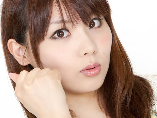 トレーニングを応援する女性