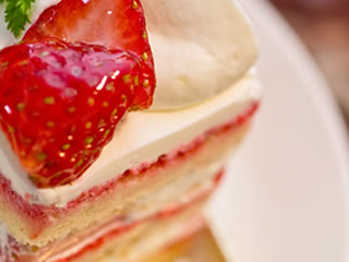 主婦のご褒美ショートケーキ