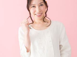 笑顔の妊婦