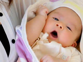 少し下痢気味で体調が心配な赤ちゃん
