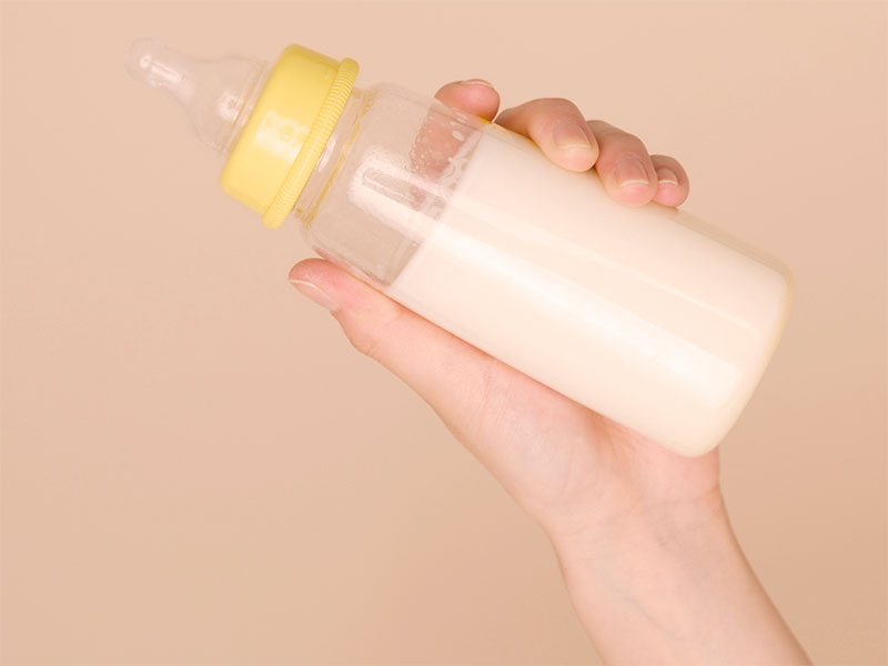 ミルクの入ってる哺乳瓶