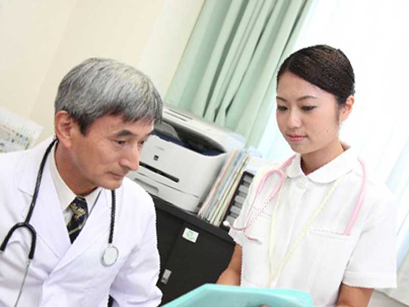 医者と看護婦さん