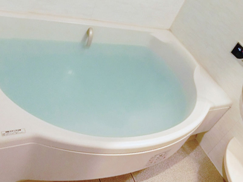 お湯が入ったお風呂