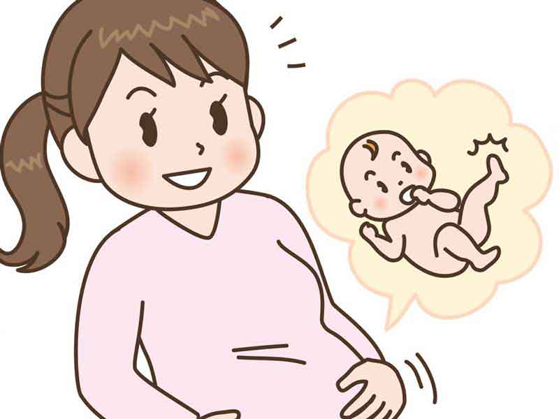 お腹の中にいる赤ちゃんが蹴っている様に感じるお母さん