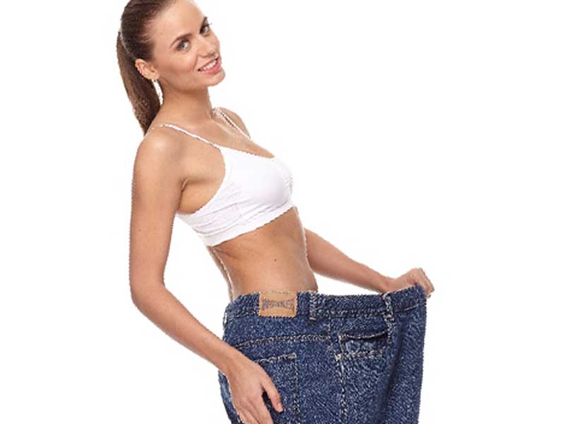 ダイエットしてウェストが細くなった女性