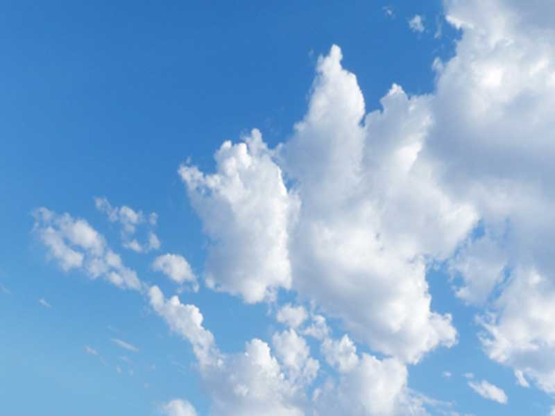 炎天下の空