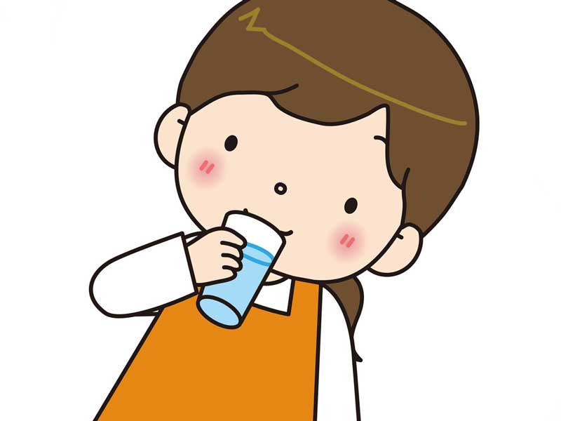 水を飲んでいる妊婦のイラスト