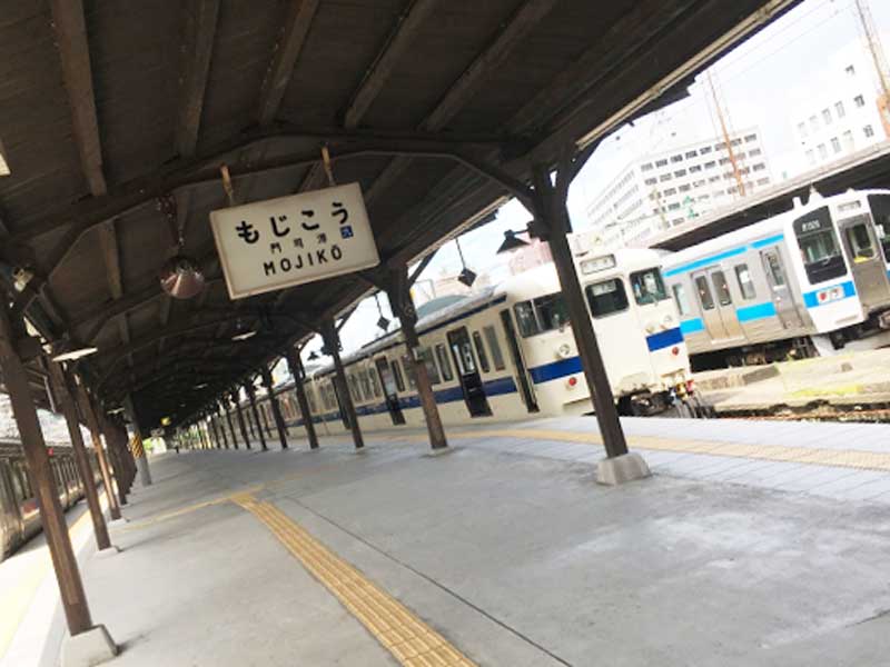駅のホーム