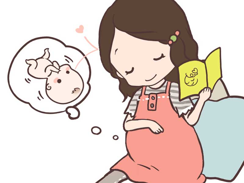 胎動を感じる妊婦さんのイラスト