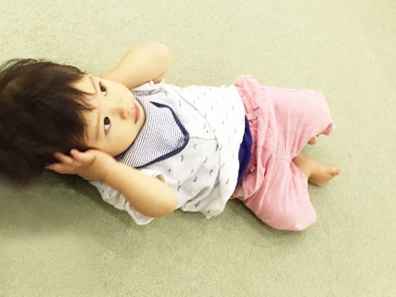 反抗をしている子供