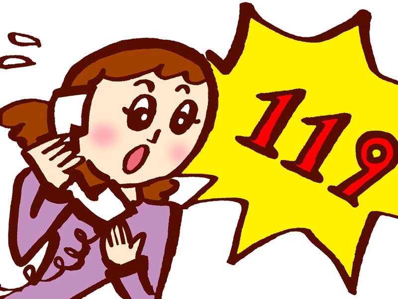 救急電話をかけるお母さんのイラスト
