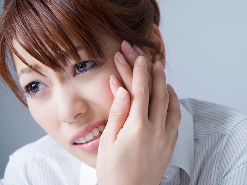 親知らずを痛がっている妊婦さん