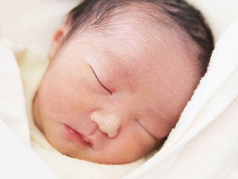 生まれたばかりの赤ちゃん