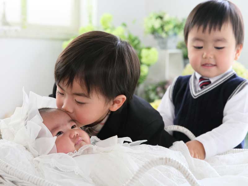 男の子の兄弟三人