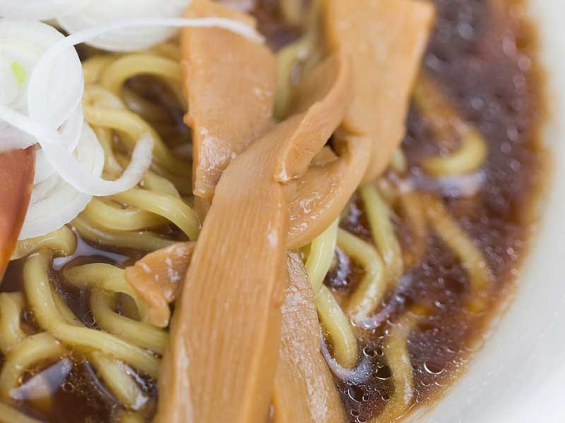 味が濃いラーメン