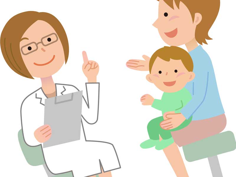 病院で診察を受けている母親に抱っこされた男の子のイラスト