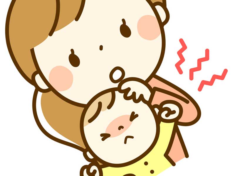 発熱の赤ちゃんを抱っこするママのイラスト