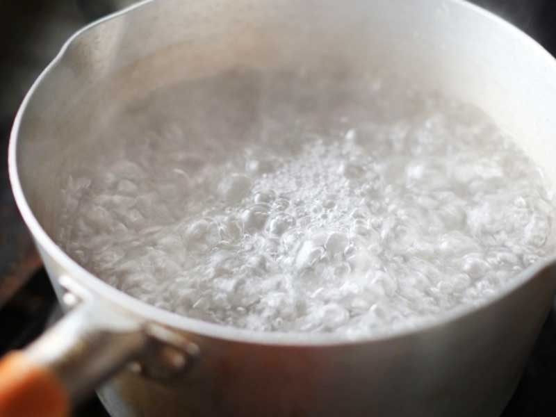 沸騰したお湯