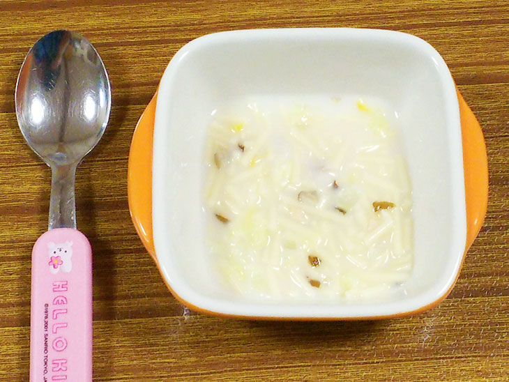 離乳食後期のツナ缶レシピ「ツナのスープパスタ」の完成品