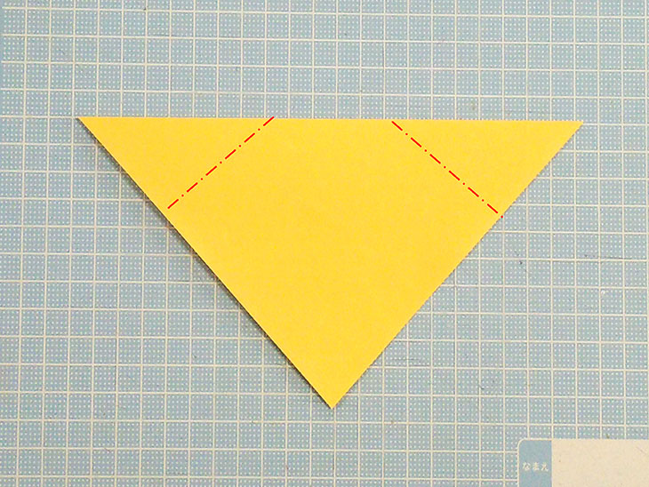 折り紙の犬の超かんたんな折り方工程2