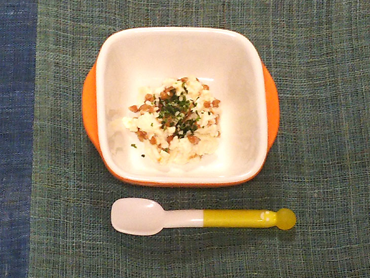 離乳食中期レシピ「青のり入り納豆腐」の完成品